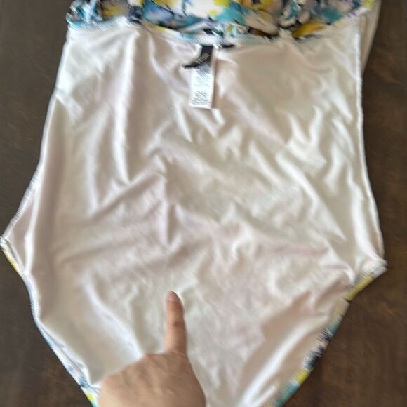 Nip Tuck Swimsuit One Piece Joanne Twist Multi Sz-10 - Picture 13 of 14